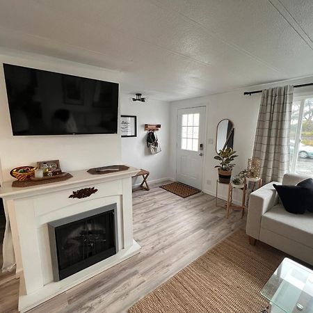 Villa Tiki Escape W/ Amazing Mountain And Marsh Backdrop Rockaway Beach Exterior foto